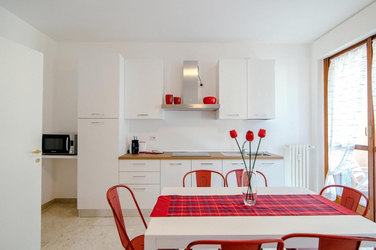 Apartamento Dodo Red -By House Of Travelers- Como Exterior foto
